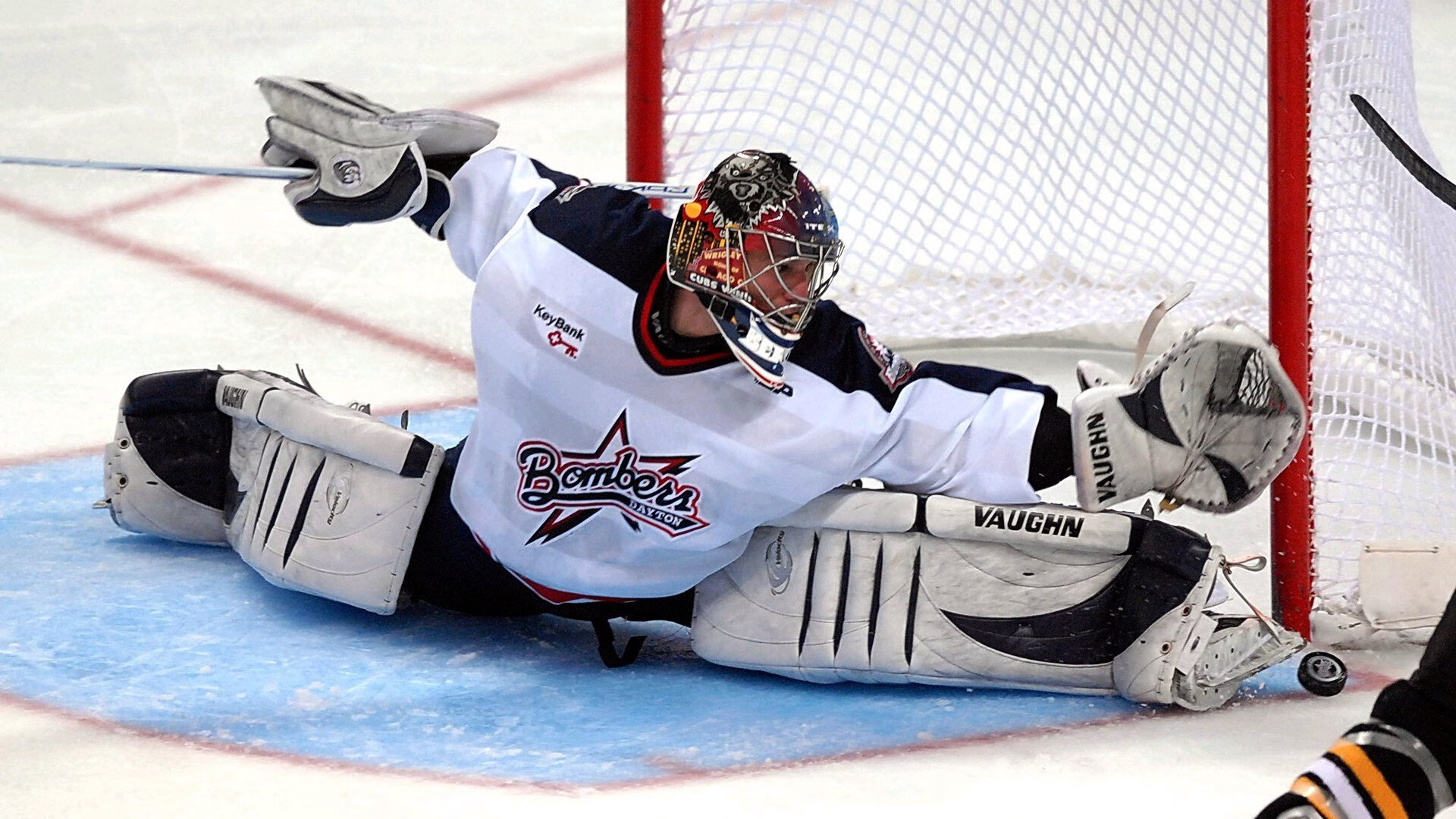 随机“联赛次轮焦点战：争冠集团火力全开”，《争冠军》